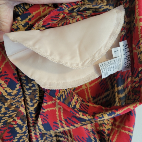 Vintage 100% Silk Blouse Size Large - Picture 8 of 12